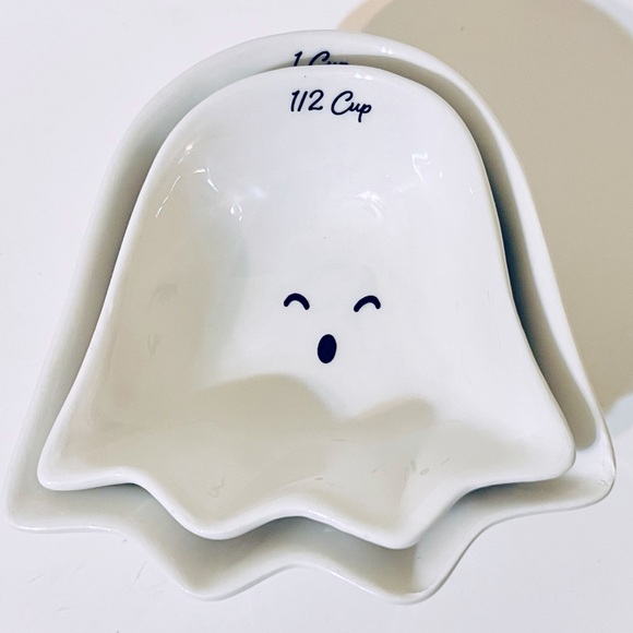 The Bake Shop Ghost Measuring Cups - Picture 6 of 10